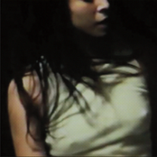 Yr Body Is Nothing cover