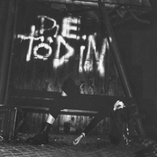 Die Tödin – Angepasste Spießerschweine