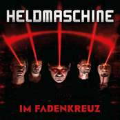 Heldmaschine – Im Fadenkreuz
