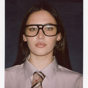 SIENNA SPIRO – MAYBE.