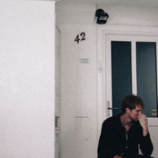 Dan Whitlam – Lights Down (feat. KOATES)