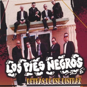 Detras De Ese Disfraz