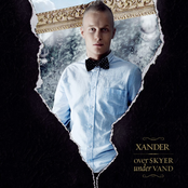 Over skyer under vand