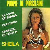 Poupée de porcelaine