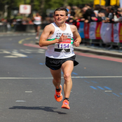 Josh Griffiths (runner)