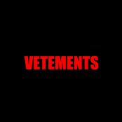 DOGS † VETEMENTS SS26 SHOW