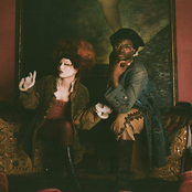 Haute & Freddy – Shy Girl