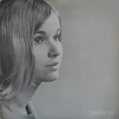 Martine Bijl ZIngt