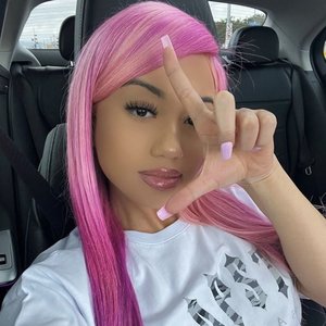 Avatar for Rella Gz