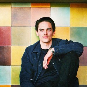Bobby Oroza のアバター
