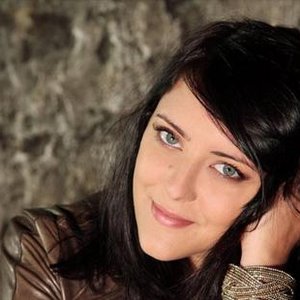 Avatar for Aurélie Cabrel