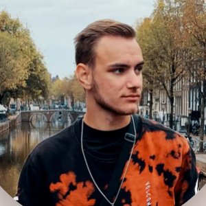 Mannymore 的头像
