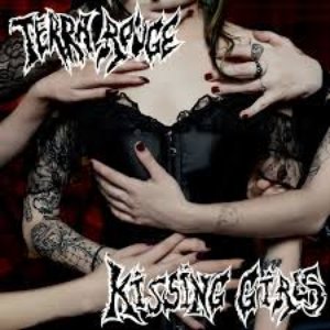 Kissing Girls