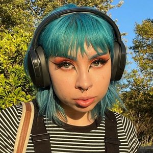 Avatar for Nikki Carreon
