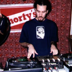 Avatar for DJ Faust