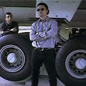 Twin Machine için avatar