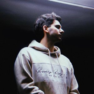 Danny Leax için avatar