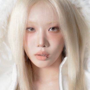 Avatar for Kim Lip
