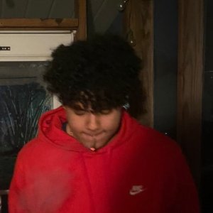 Avatar for moncler3k