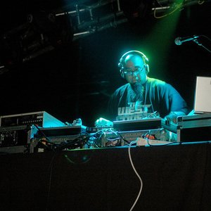 Avatar for DJ Rhettmatic