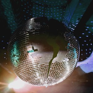 Broken Dancefloor
