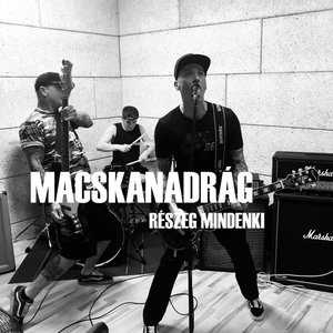 Részeg mindenki