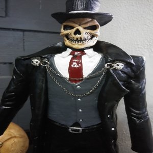 Exu Caveira Devolve o Mau para Quem Mandou