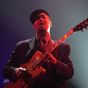 Avatar for Eric Krasno