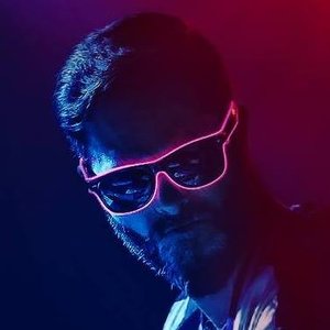 Neon Droid için avatar