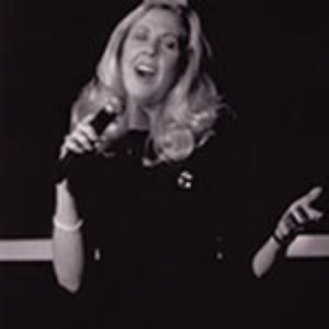 Avatar for Holly Shelton