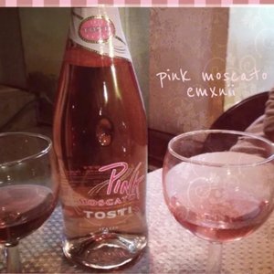 pink moscato