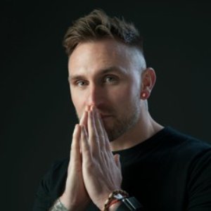 Avatar for Lee Coulson