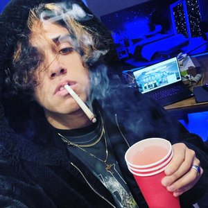 Avatar for Ninyy