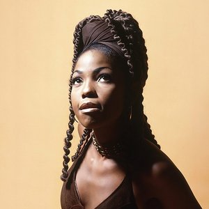 Avatar for Lebo Mathosa