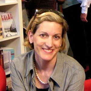 Avatar for Anne Applebaum