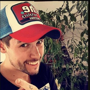 Avatar for Le Shuuk