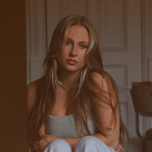 Avatar for Ashley Kutcher