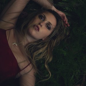 Avatar for Elle Watson