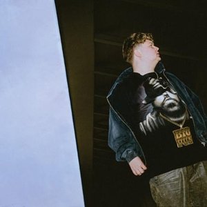 GŁOWA DO GÓRY DZIECIAK [Explicit]