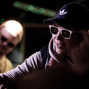 Avatar for Perhosveitsi-Heikki & Lika-Aki
