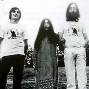 Avatar for Yoko Ono & Plastic Ono Band
