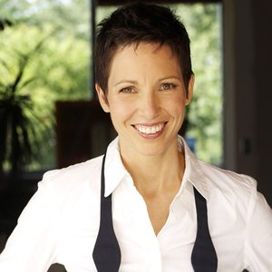 Avatar for Elvira Kurt