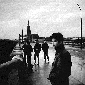 Avatar for Lloyd Cole and The Commotions