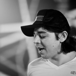 Avatar for Max Vangeli