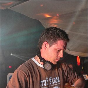 Avatar for Alex Calver