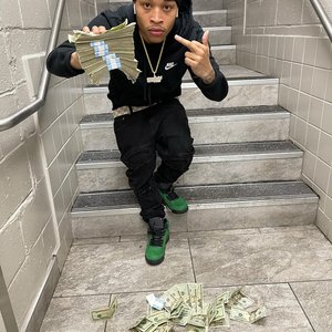 Avatar for Mel Glizzy
