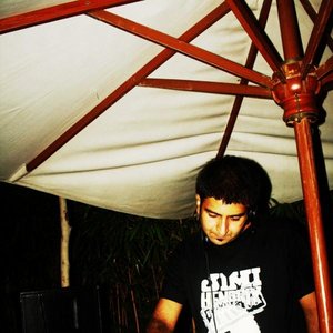 DJ San için avatar