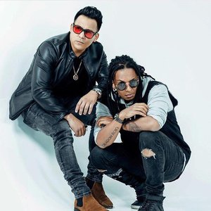Avatar for Dragon & Caballero