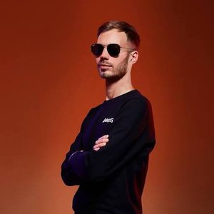 Avatar for Lavaros