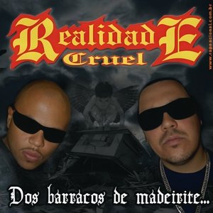 Dos Barracos de Maderite aos Palácios de Platina